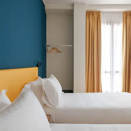 日瓦酒店 酒店 4*