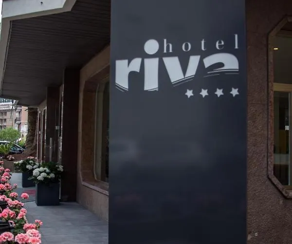 Hotel Riva 4*